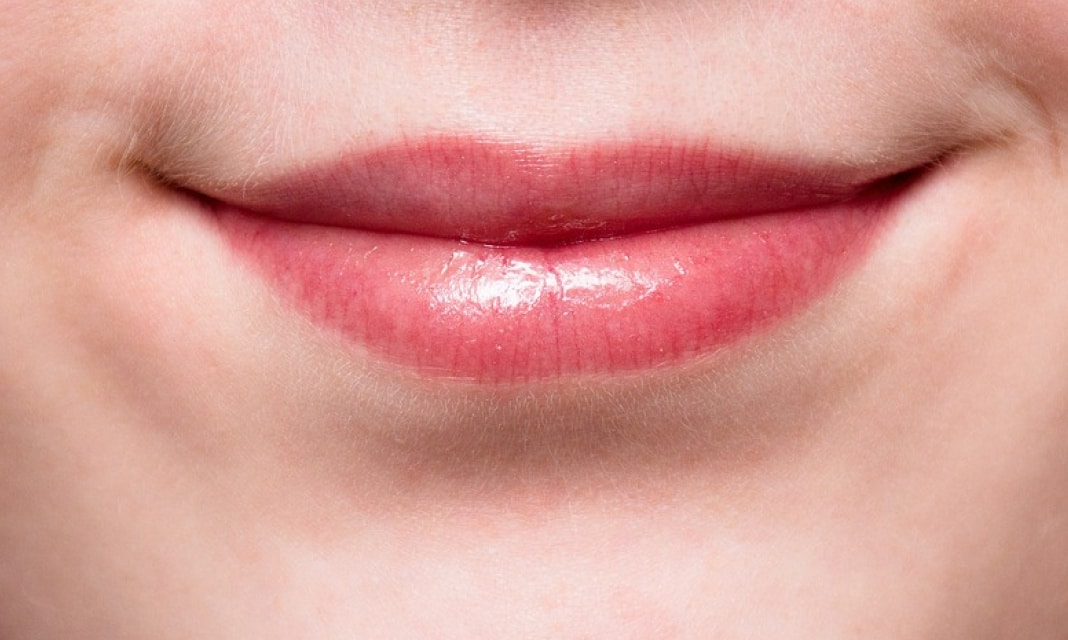 Jak naturalnie powiększyć usta?