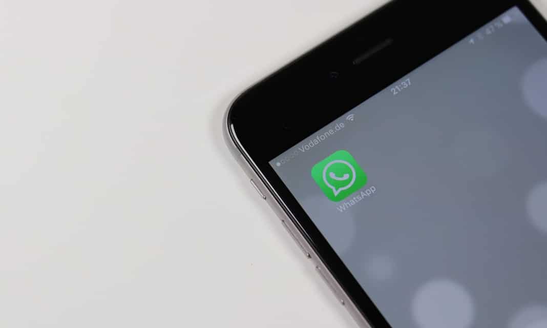 Jak usunąć kontakt z WhatsApp?